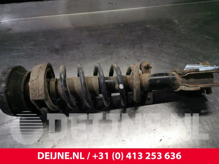 Renault Trafic Schokdemperpoot links-voor O160496