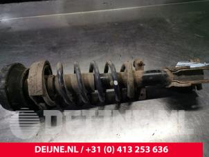 Gebruikte Voorpoot links Renault Trafic New (FL) 1.9 dCi 100 16V Prijs € 36,30 Inclusief btw aangeboden door van Deijne Onderdelen Uden B.V.