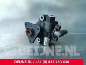 Gebruikte Servopomp Renault Master III (FV) 2.3 dCi 125 16V FWD Prijs € 121,00 Inclusief btw aangeboden door van Deijne Onderdelen Uden B.V.