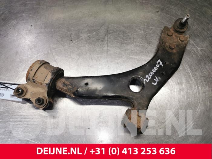 Volvo V50 Querlenker unten links vorne O160713
