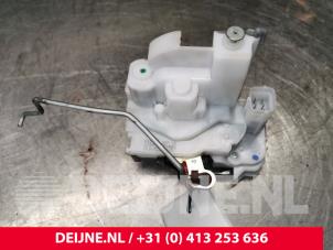 Opel Combo Door lock mechanism 2-door, left O160849 photo 3