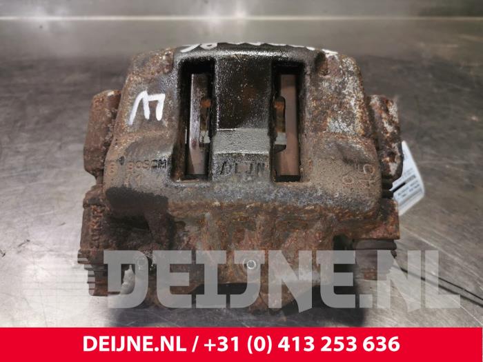 Nissan Interstar Bremszange links vorne O160920