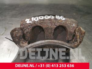 Nissan Interstar Front brake calliper, left O160920 photo 2