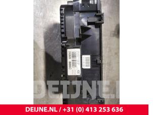 Volkswagen Caddy Kilometerteller KM O161184 foto 3