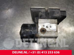 Gebruikte ABS Pomp Renault Trafic New (FL) 1.9 dCi 100 16V Prijs € 121,00 Inclusief btw aangeboden door van Deijne Onderdelen Uden B.V.