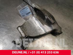 Gebruikte Motorsteun Volkswagen Crafter 2.5 TDI 30/32/35/46/50 Prijs € 30,25 Inclusief btw aangeboden door van Deijne Onderdelen Uden B.V.