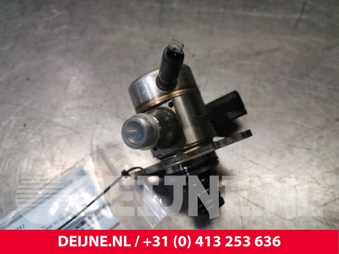 Gebruikte Hogedrukpomp Volkswagen Golf VIII (CD1) 1.5 eTSI 16V Prijs € 35,00 Margeregeling aangeboden door van Deijne Onderdelen Uden B.V.
