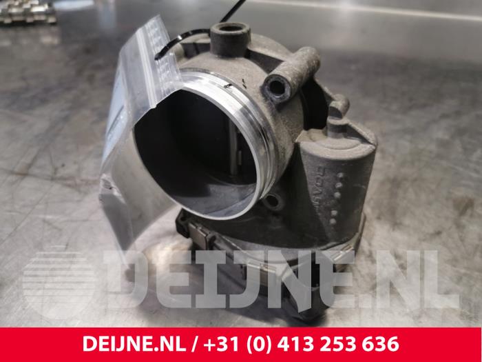 Audi A6 Gasklephuis O161468