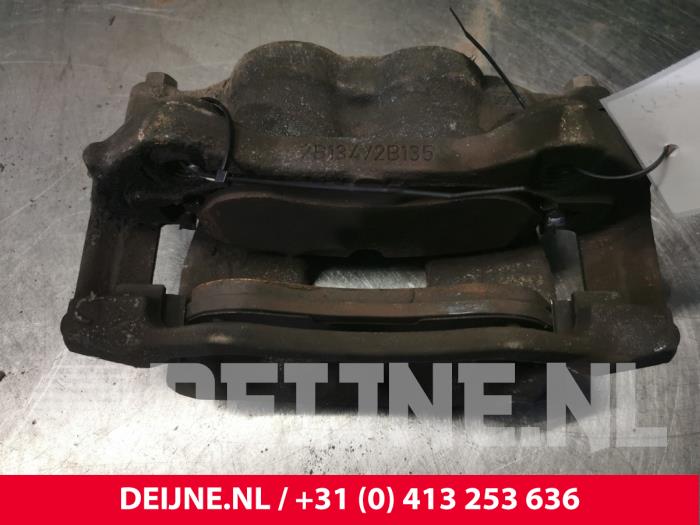 Ford Transit Remklauw (Tang) rechts-voor O161688