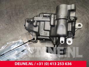 Gebruikte Oliepomp Ford Transit 2.0 TDCi 16V Eco Blue 130 Prijs € 60,50 Inclusief btw aangeboden door van Deijne Onderdelen Uden B.V.