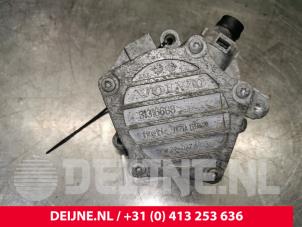 Volvo V60 Vacuumpomp (Diesel) O161775 foto 3