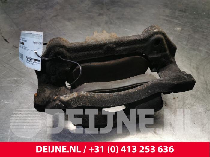Renault Trafic Bremszange rechts vorne O161880