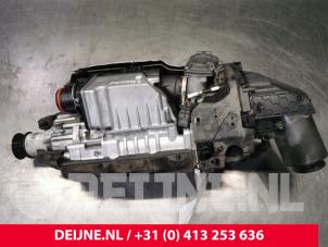 Gebruikte Compressor Volvo XC90 II 2.0 T8 16V Twin Engine AWD Prijs € 650,00 Margeregeling aangeboden door van Deijne Onderdelen Uden B.V.