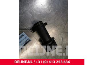 Gebruikte Vulpijp olie Fiat Ducato (250) 2.3 D 120 Multijet Prijs € 30,25 Inclusief btw aangeboden door van Deijne Onderdelen Uden B.V.