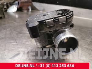Opel Vivaro Drosselklappengehäuse O162008 foto 3