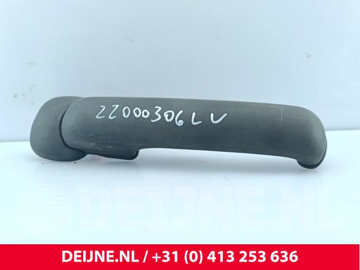Nissan Atleon Door handle 2-door, left O162043