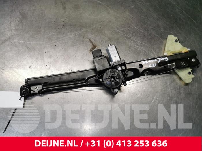 Toyota Pro-Ace Fenstermechanik 2-türig links vorne O162174