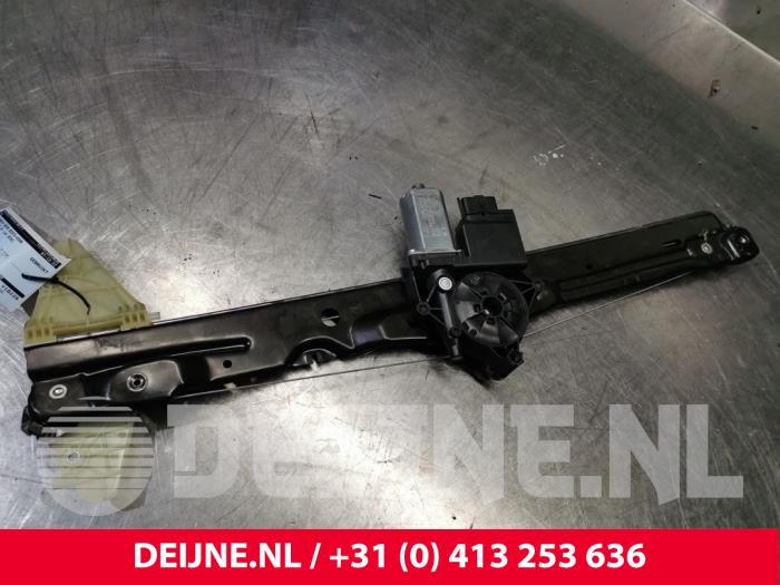 Toyota Pro-Ace Fenstermechanik 2-türig rechts vorne O162177