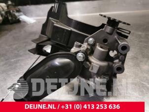 Nissan Primastar Ölpumpe O162334 foto 2