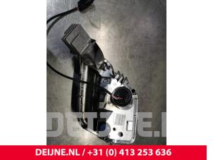 Volvo XC60 Tageslicht links O162357 foto 3