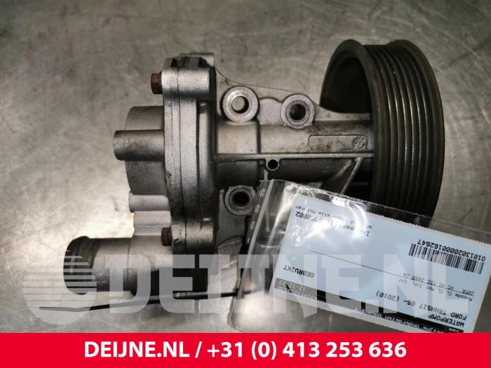 Gebruikte Waterpomp Ford Transit Prijs € 72,60 Inclusief btw aangeboden door van Deijne Onderdelen Uden B.V.