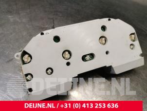 Jaguar Sovereign Kilometerteller KM O162748 foto 3