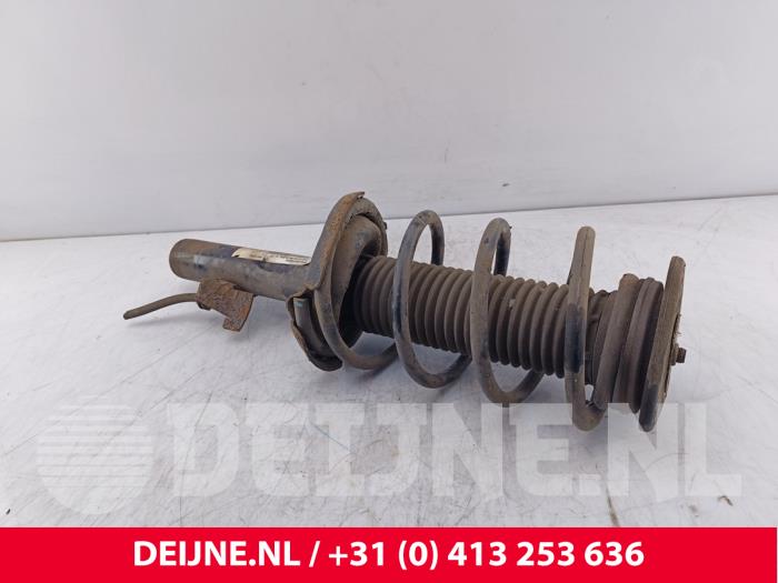 Volvo V50 Schokdemperpoot rechts-voor O162817