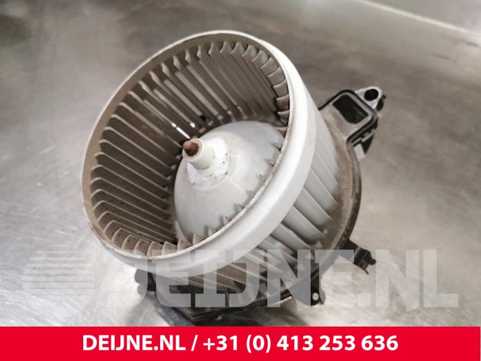 Citroen Berlingo Kachel Ventilatiemotor O163094