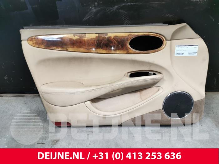 Jaguar Sovereign Türverkleidung 4-türig links vorne O163199