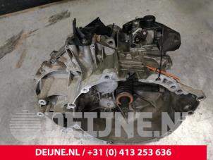 Volvo V40 Versnellingsbak O163317 foto 2