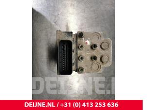 Renault Master ABS Pumpe O163335 foto 3