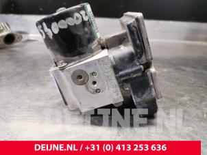 Gebruikte ABS Pomp Renault Master II (ED/HD/UD) 3.0 dCi 16V 140 Prijs € 60,50 Inclusief btw aangeboden door van Deijne Onderdelen Uden B.V.