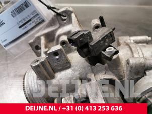 Volvo V70 AGR Ventil O163338 foto 2