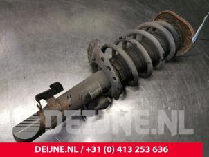 Volvo V70 Schokdemperpoot rechts-voor O163348 foto 2