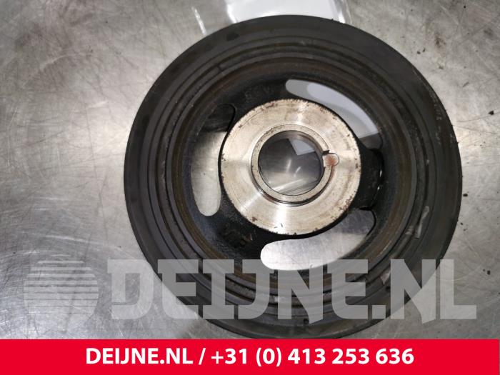 Gebruikte Krukas Poelie Volvo V40 (MV) 1.6 D2 Prijs € 75,00 Margeregeling aangeboden door van Deijne Onderdelen Uden B.V.