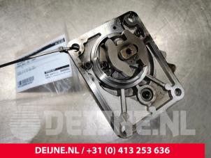 Gebruikte Vacuumpomp (Diesel) Iveco New Daily III Prijs op aanvraag aangeboden door van Deijne Onderdelen Uden B.V.