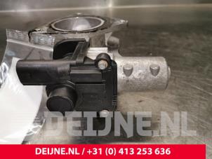 Gebruikte EGR Klep Volkswagen Crafter 2.5 TDI 30/35/50 Prijs € 90,75 Inclusief btw aangeboden door van Deijne Onderdelen Uden B.V.