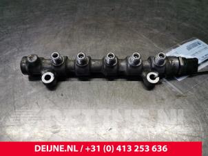 Opel Movano Einspritzdüse (Einspritzer) O163722 foto 3