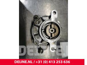 Renault Master Vacuum pump (diesel) O163862 photo 2