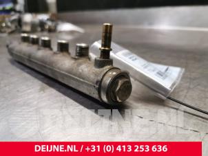 Renault Master Einspritzdüse (Einspritzer) O163863 foto 4