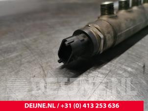 Renault Master Einspritzdüse (Einspritzer) O163863 foto 3
