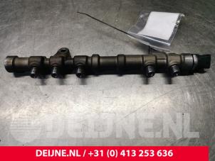 Gebruikte Injector brug Fiat Doblo Cargo (263) 1.3 D Multijet Prijs € 54,45 Inclusief btw aangeboden door van Deijne Onderdelen Uden B.V.