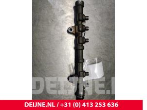 Fiat Doblo Einspritzdüse (Einspritzer) O163885 foto 3