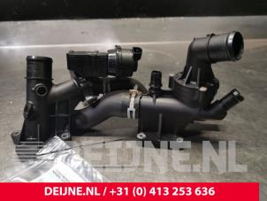 Gebruikte Thermostaathuis Mercedes Vito (447.6) 1.6 109 CDI 16V Prijs € 72,60 Inclusief btw aangeboden door van Deijne Onderdelen Uden B.V.