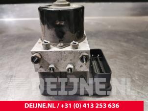 Volvo V50 ABS Pomp O164012 foto 3