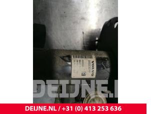 Volvo V60 Front shock absorber rod, right O164015 photo 3