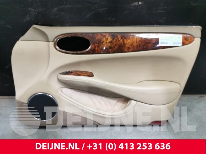 Jaguar Sovereign Türverkleidung 4-türig rechts vorne O164021