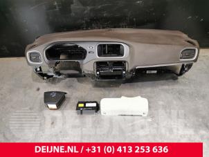 Gebruikte Airbag set + dashboard Volvo V40 (MV) 1.6 D2 Prijs € 1.200,00 Margeregeling aangeboden door van Deijne Onderdelen Uden B.V.