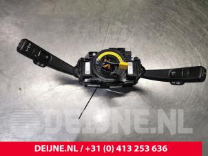Volvo V40 Steering column stalk O164068 photo 3