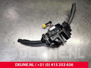 Volvo V40 Steering column stalk O164068 photo 2